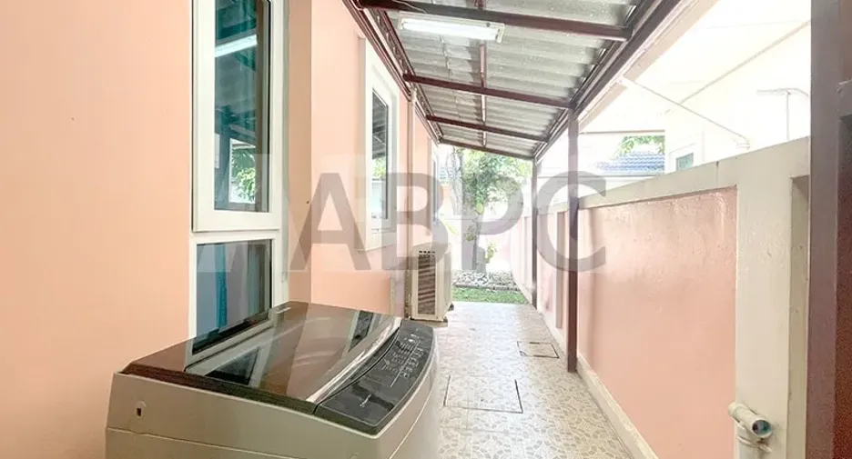 For rent and for sale 3 bedrooms house in Bang Lamung, Chonburi