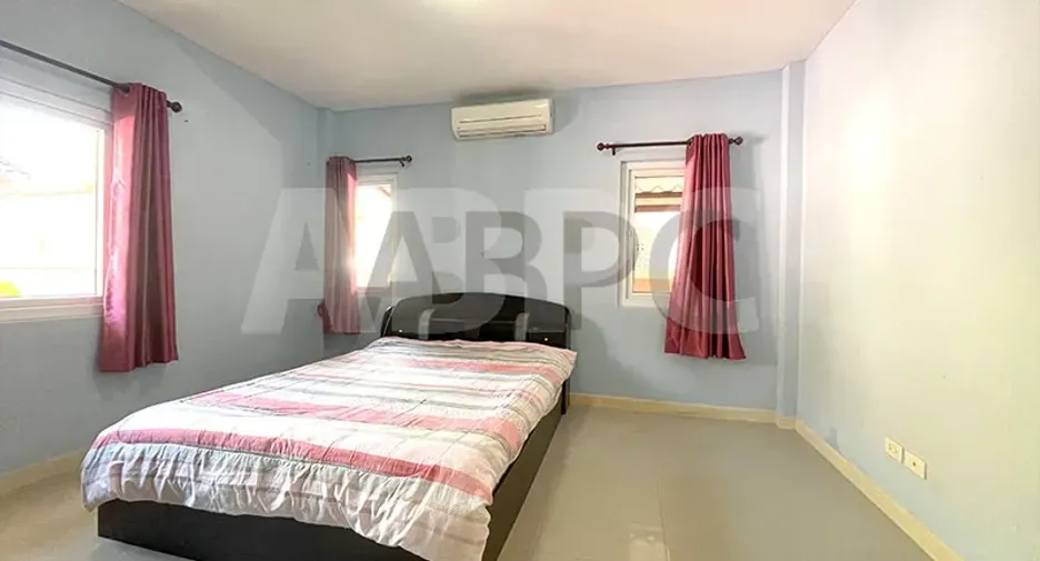 For rent and for sale 3 bedrooms house in Bang Lamung, Chonburi