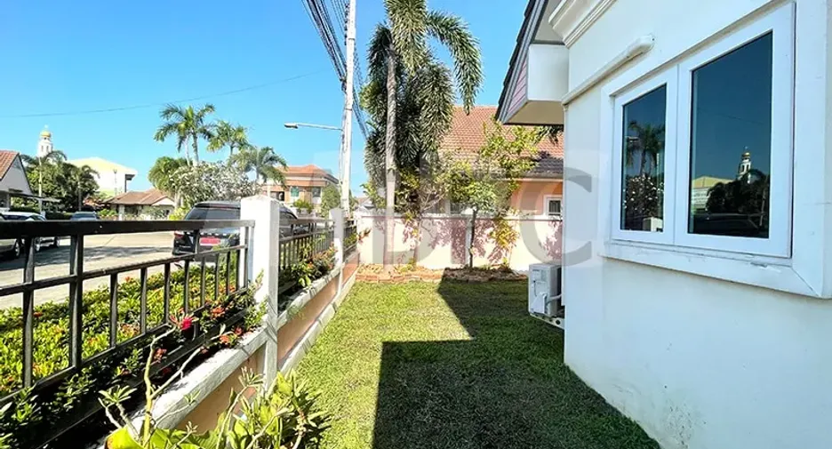 For rent and for sale 3 bedrooms house in Bang Lamung, Chonburi
