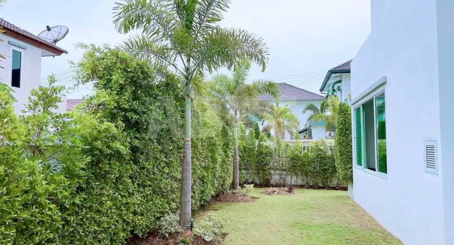 For rent and for sale 3 bedrooms house in Bang Lamung, Chonburi