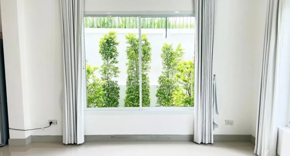 For rent and for sale 3 bedrooms house in Bang Lamung, Chonburi