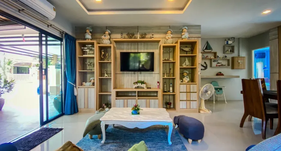 For sale 3 bedrooms villa in Mueang Krabi, Krabi