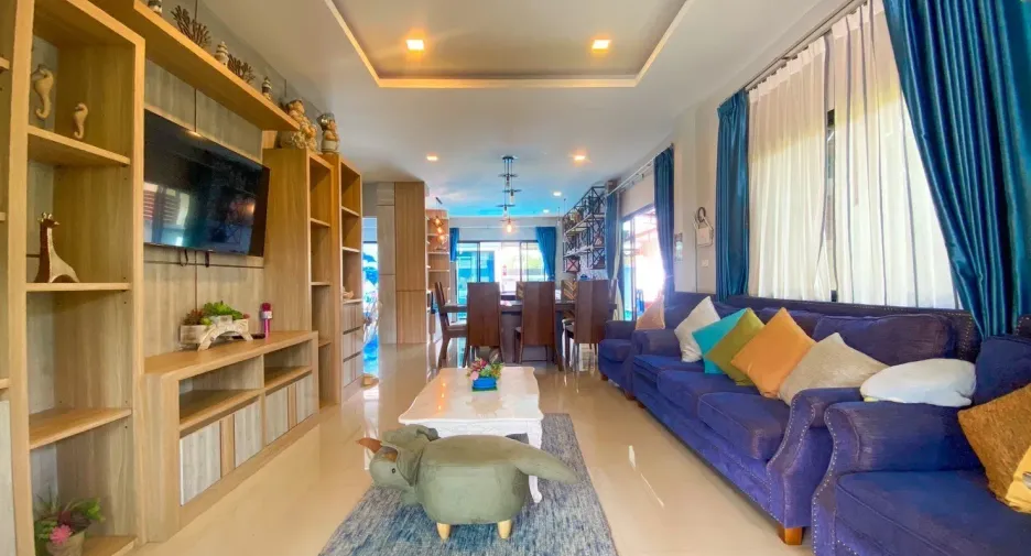 For sale 3 bedrooms villa in Mueang Krabi, Krabi