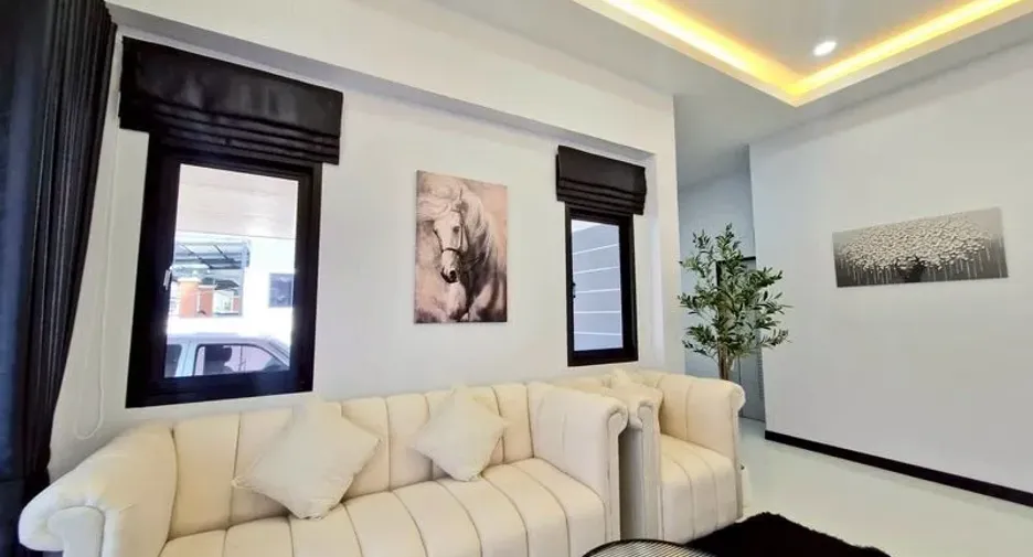 For rent and for sale 3 bedrooms house in Bang Lamung, Chonburi