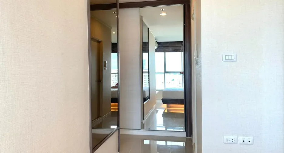 For rent and for sale 2 bedrooms condo in Bang Lamung, Chonburi