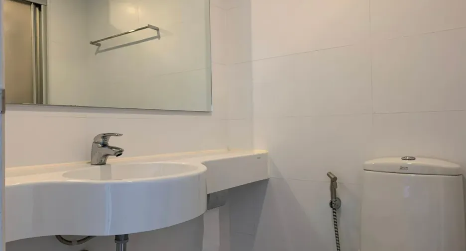 For rent and for sale 2 bedrooms condo in Bang Lamung, Chonburi