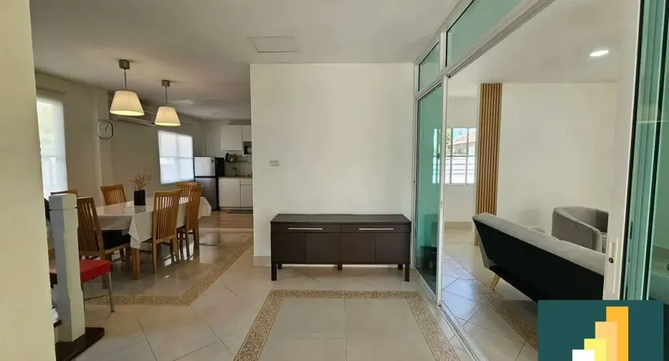 For rent and for sale 3 bedrooms house in Bang Lamung, Chonburi