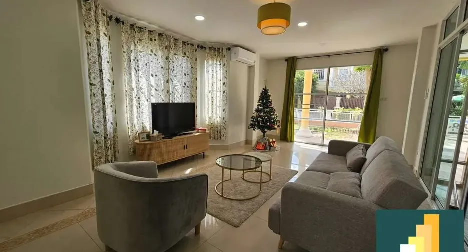For rent and for sale 3 bedrooms house in Bang Lamung, Chonburi