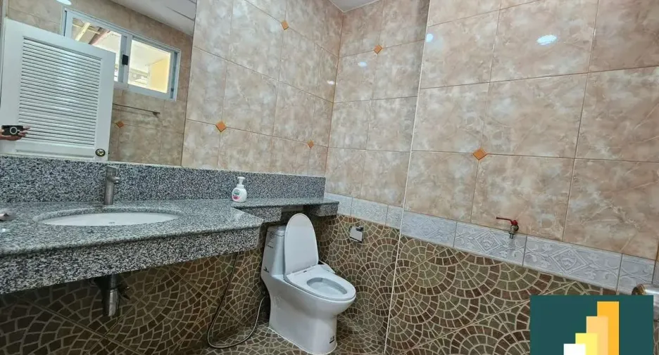 For rent and for sale 3 bedrooms house in Bang Lamung, Chonburi
