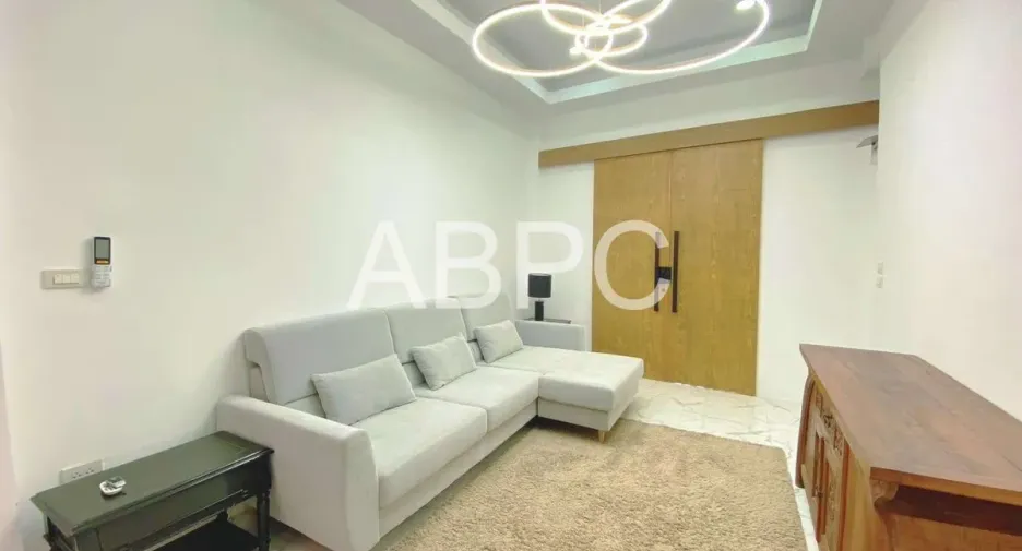 For rent and for sale 4 bedrooms house in Bang Lamung, Chonburi