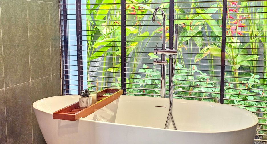 Villa zur Miete mit 4 Zimmer in Mueang Phuket, Phuket