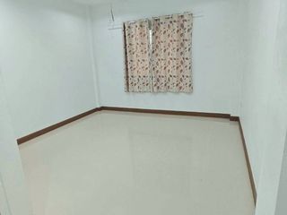 Продажа 2 спальни таунхаус в Банг Ламунг, Чонбури