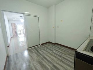Продажа 2 спальни таунхаус в Банг Ламунг, Чонбури