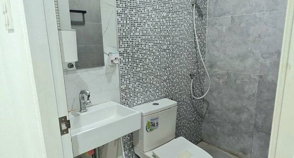 Продажа 2 спальни таунхаус в Банг Ламунг, Чонбури