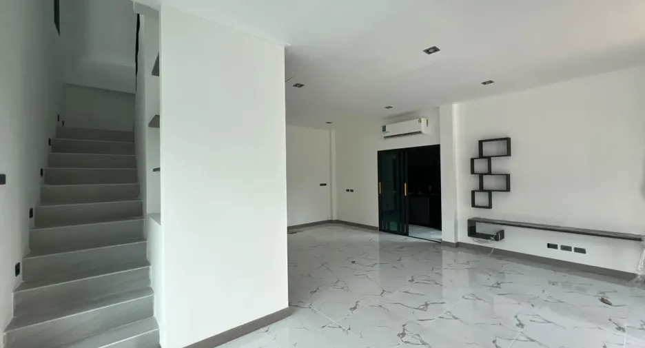 For sale 2 bedrooms villa in Mueang Phuket, Phuket