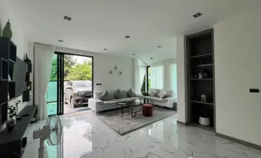 For sale 2 bedrooms villa in Mueang Phuket, Phuket