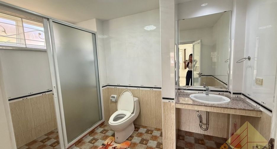 À vendre 3 chambres maison à Bang Lamung, Chonburi