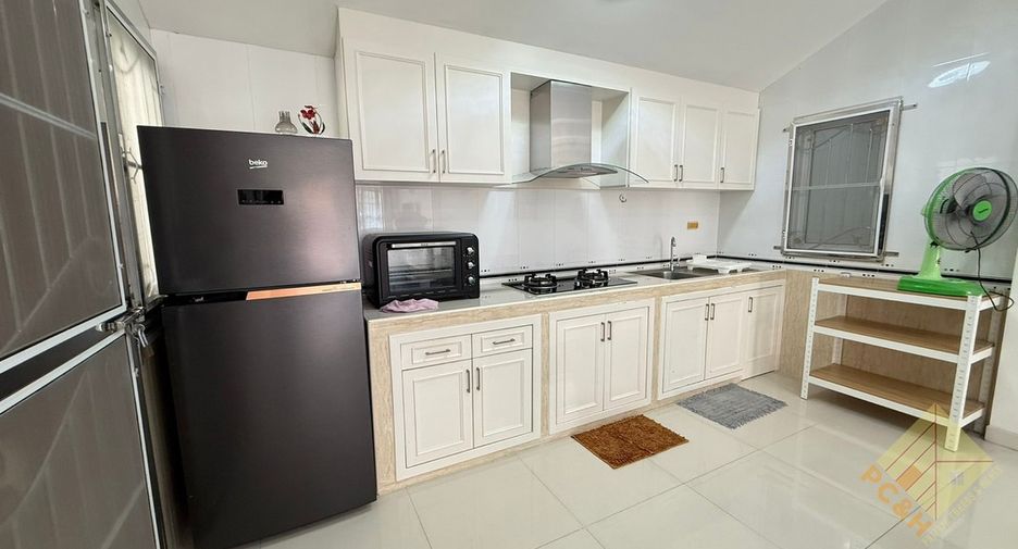 À vendre 3 chambres maison à Bang Lamung, Chonburi