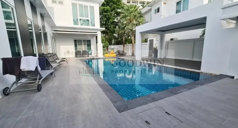 Haus zum Kauf mit 5 Zimmer in Jomtien, Pattaya