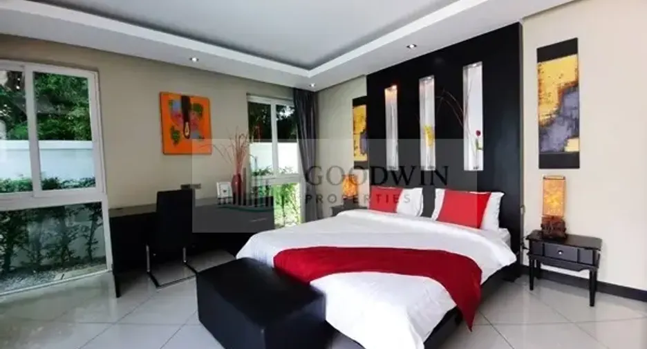 Haus zum Kauf mit 5 Zimmer in Jomtien, Pattaya
