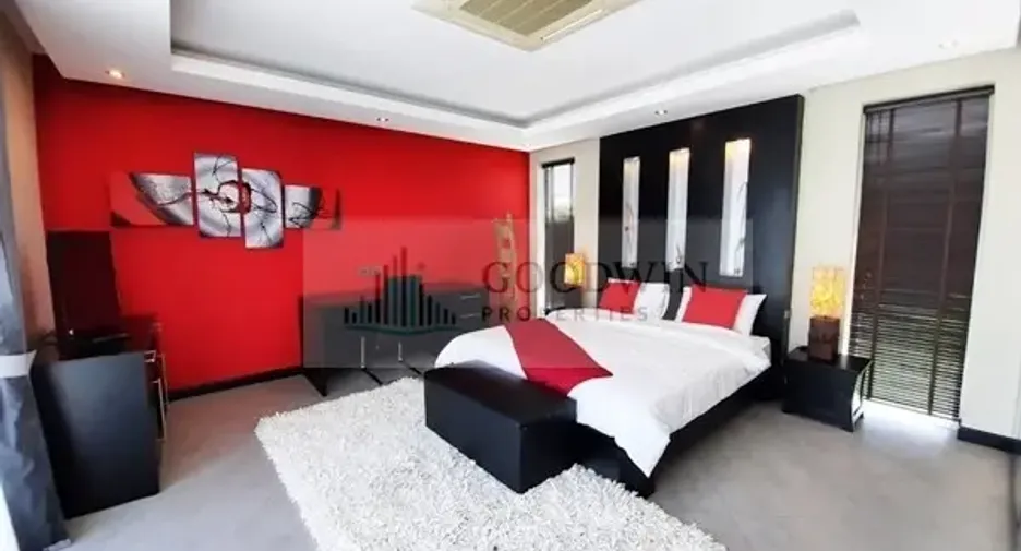 Haus zum Kauf mit 5 Zimmer in Jomtien, Pattaya
