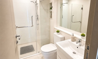 À vendre 2 chambres condo à Huai Khwang, Bangkok