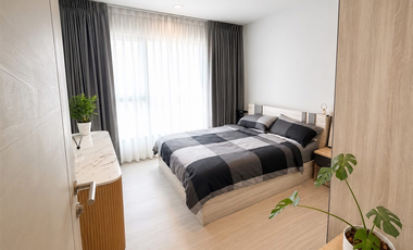 À vendre 2 chambres condo à Huai Khwang, Bangkok