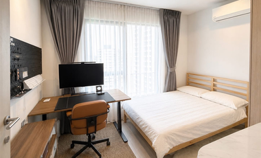À vendre 2 chambres condo à Huai Khwang, Bangkok
