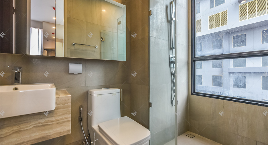 For rent 2 bedrooms condo in Ratchathewi, Bangkok