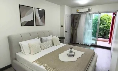 Condo en alquiler de 1 habitaciones en Huai Khwang, Bangkok