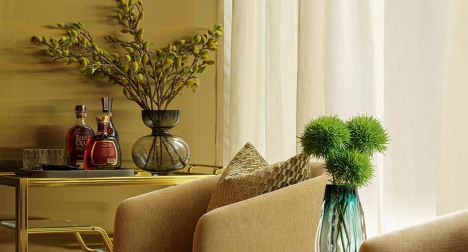 For sale 3 ベッドルーム condo in Khlong Toei, Bangkok