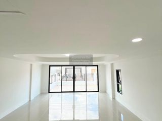 出售 3 卧室 联排别墅 在 Kathu, 普吉