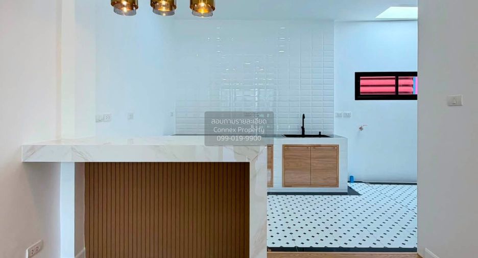 For sale 2 ベッドルーム townhouse in Thalang, Phuket