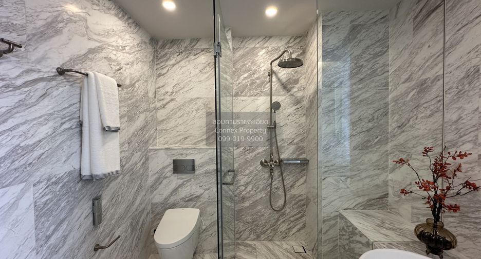 Condo en venta de 2 habitaciones en Khlong Toei, Bangkok