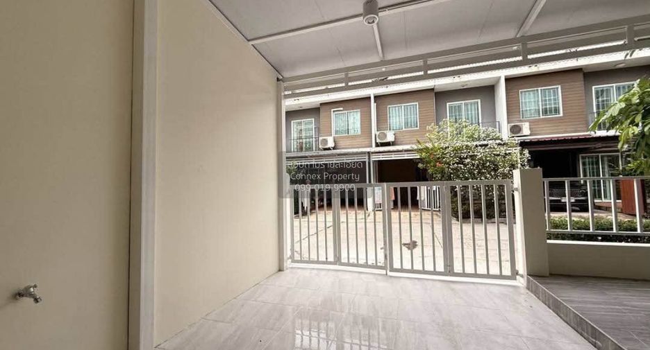 Reihenhaus zum Kauf mit 3 Zimmer in Bang Phli, Samut Prakan