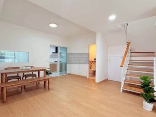 Reihenhaus zum Kauf mit 3 Zimmer in Bang Phli, Samut Prakan