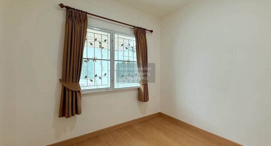 Reihenhaus zum Kauf mit 3 Zimmer in Bang Phli, Samut Prakan