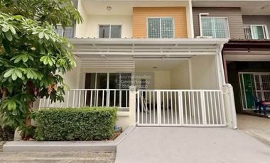 Reihenhaus zum Kauf mit 3 Zimmer in Bang Phli, Samut Prakan