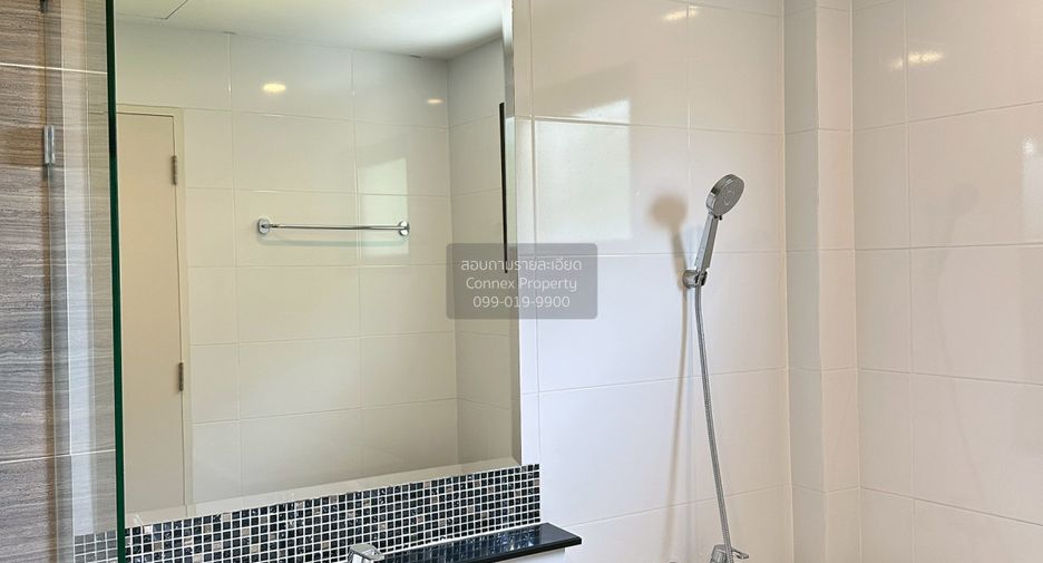 Haus zum Kauf mit 4 Zimmer in Mueang Nonthaburi, Nonthaburi