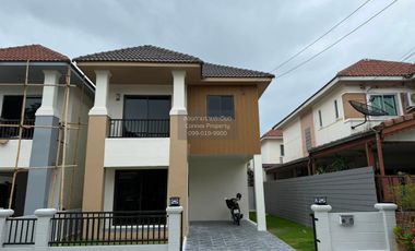 For sale 3 ベッドルーム townhouse in Prawet, Bangkok