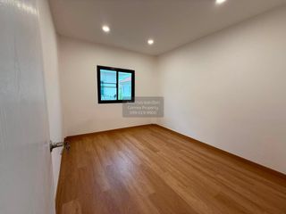 For sale 3 ベッドルーム townhouse in Prawet, Bangkok