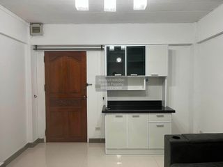 Продажа 1 кровать кондо в Дин Даенг, Бангкок
