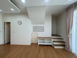 For sale 3 ベッドルーム townhouse in Prawet, Bangkok