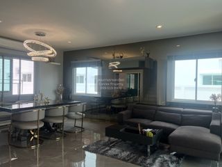 出售 4 卧室 独立屋 在 Lat Phrao, 曼谷
