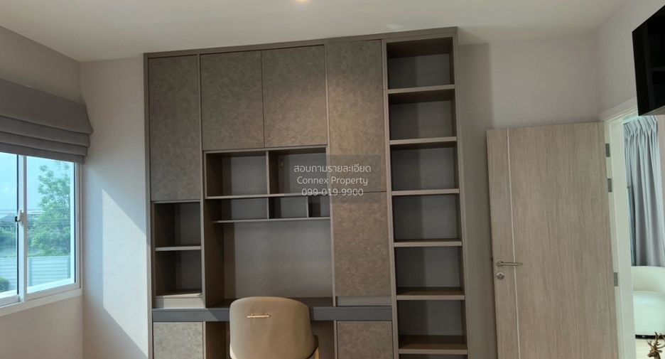 For sale 4 ベッドルーム house in Lat Phrao, Bangkok