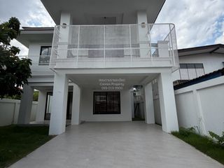 出售 4 卧室 独立屋 在 Lat Phrao, 曼谷