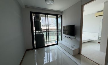 For sale 1 bed condo in Watthana, Bangkok