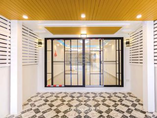 Casa adosada en venta de 2 habitaciones en Lat Phrao, Bangkok