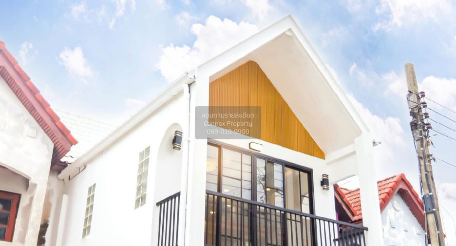 Casa adosada en venta de 2 habitaciones en Lat Phrao, Bangkok