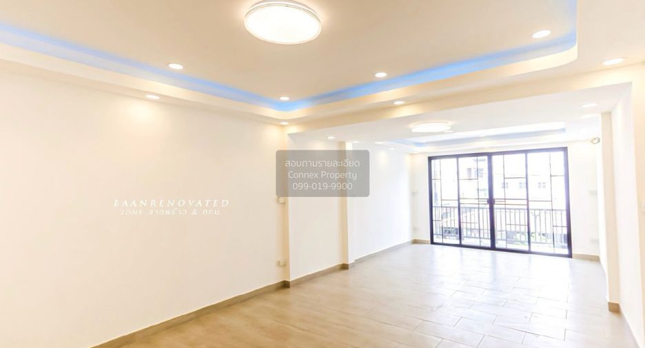 Casa adosada en venta de 2 habitaciones en Lat Phrao, Bangkok